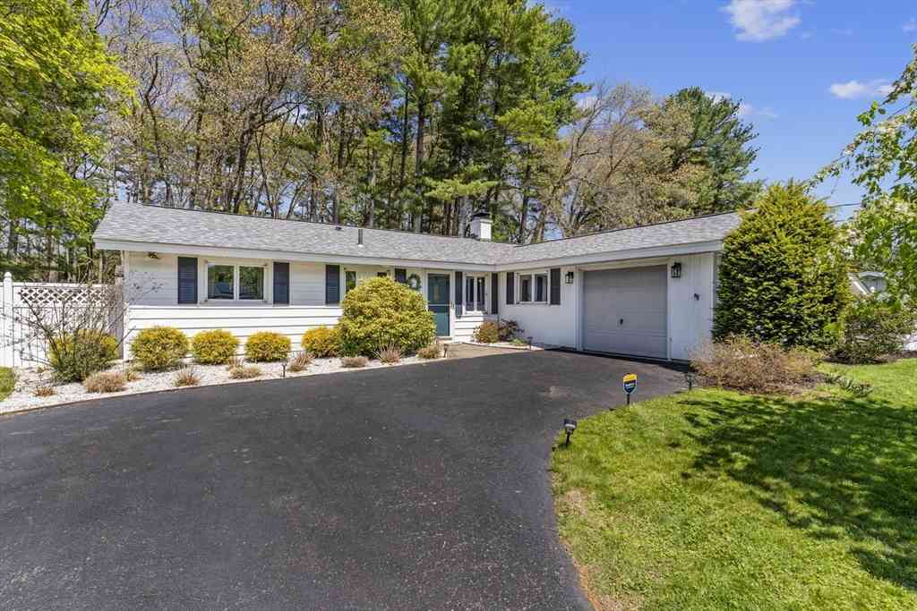 Homes For Sale - 58 Sloane Dr<br/> Middlesex County, Framingham, MA 01701