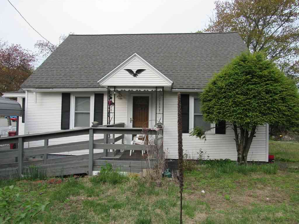 Homes For Rent - 21 Barbara St<br/> Lowell, MA 01854