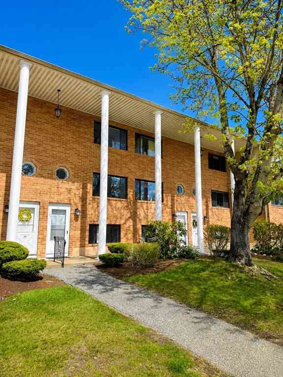 Condo For Sale - 200 Farrwood Dr #200<br/> Haverhill, MA 01835