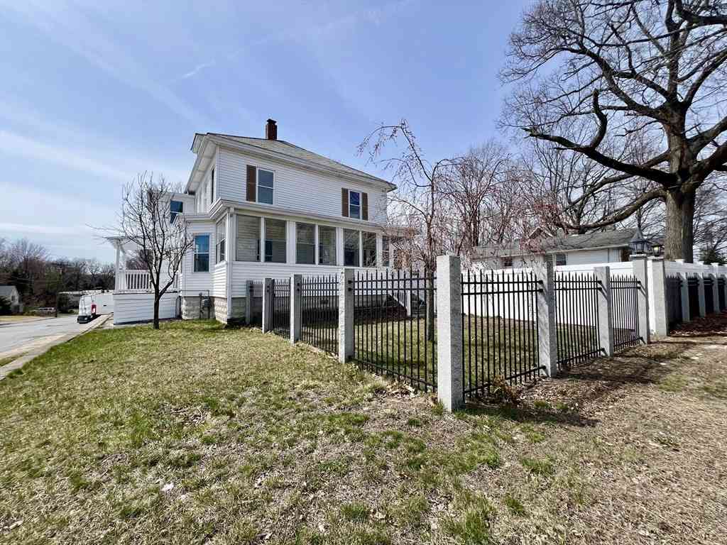 Homes For Sale - 343 South St<br/> Fitchburg, MA 01420