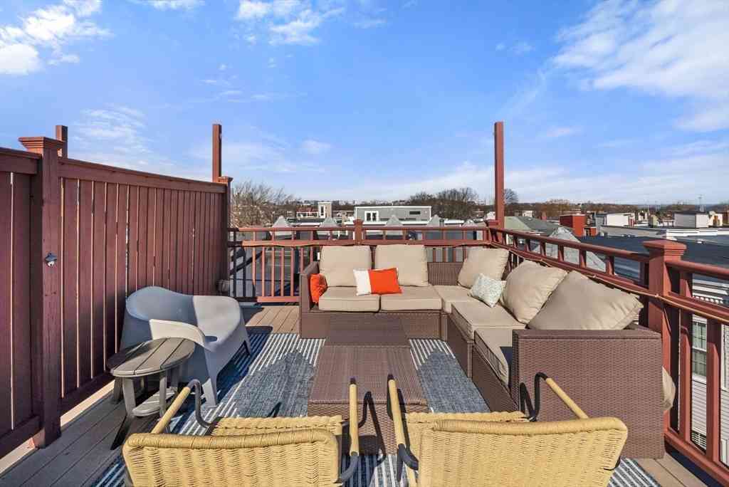 Condo For Sale - 29 Mount Vernon St #29-3<br/> Boston, MA 02125