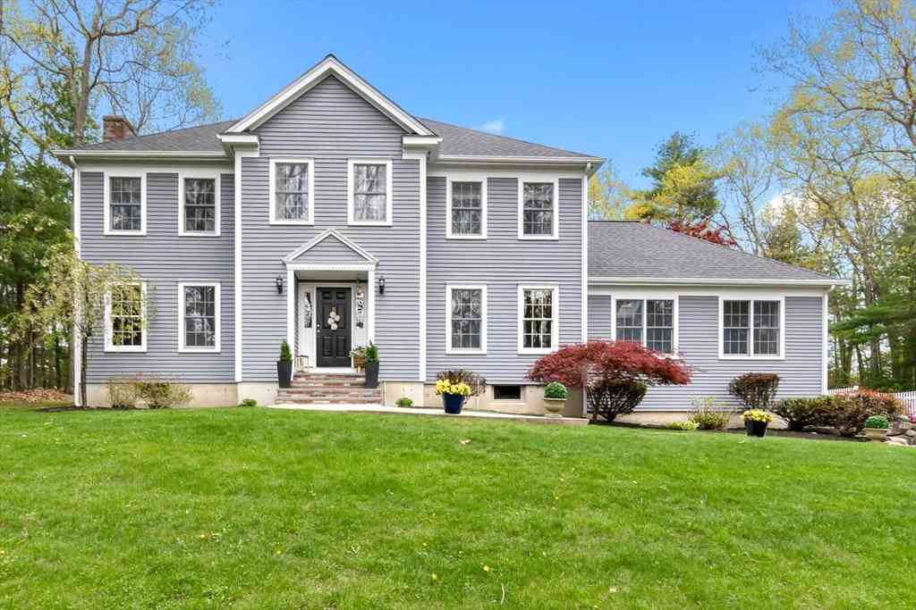 Homes For Sale - 111 Flint Farm Rd<br/> Middleton, MA 01949