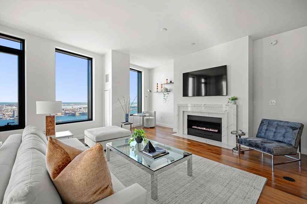 Condo For Sale - 110 Sudbury Street #4505<br/> Boston, MA 02114