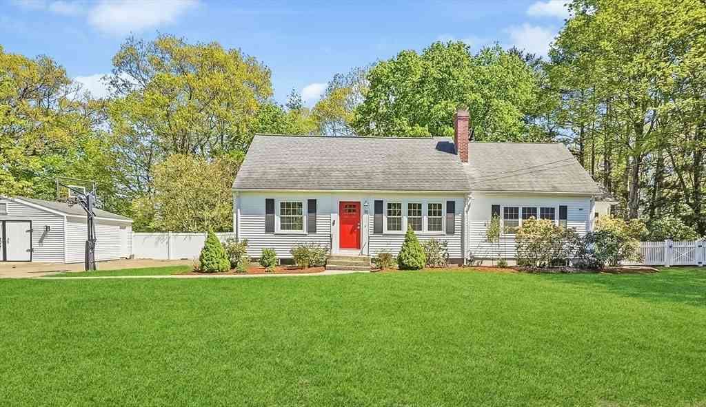 Homes For Sale - 38 Eddy Street<br/> Sudbury, MA 01776
