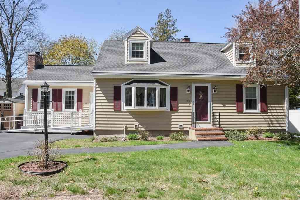 Homes For Sale - 115 Staples Street<br/> Middlesex County, Lowell, MA 01851