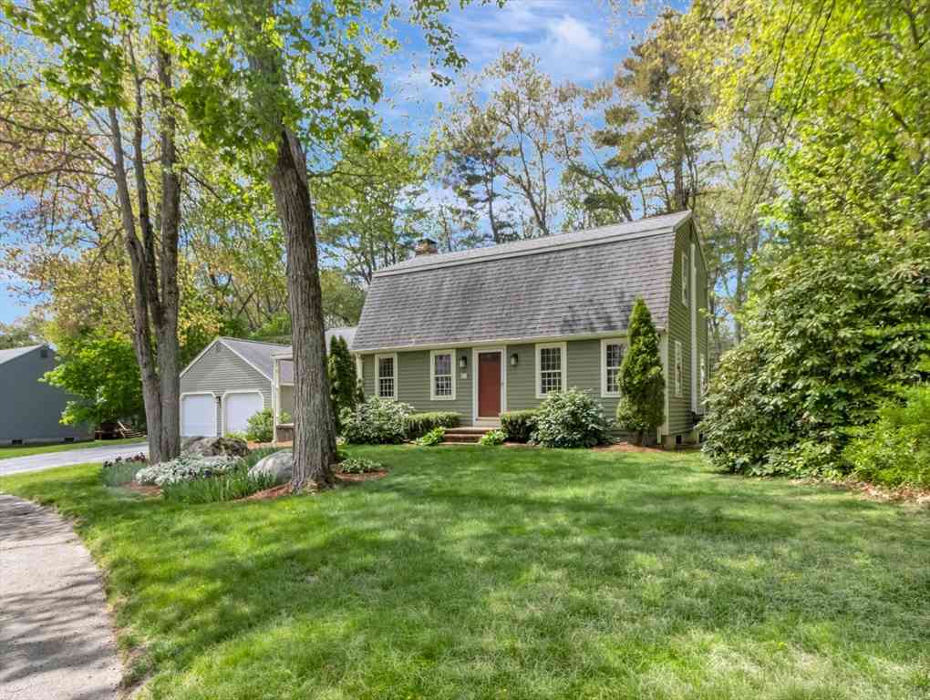Homes For Sale - 5 Juniper Dr<br/> Bristol County, Mansfield, MA 02048