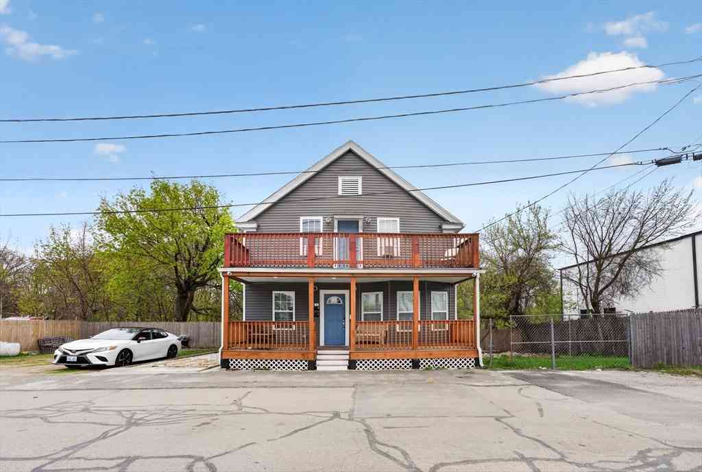 Multifamily For Rent - 25 Tripoli St<br/> Providence County, Cranston, RI 02909