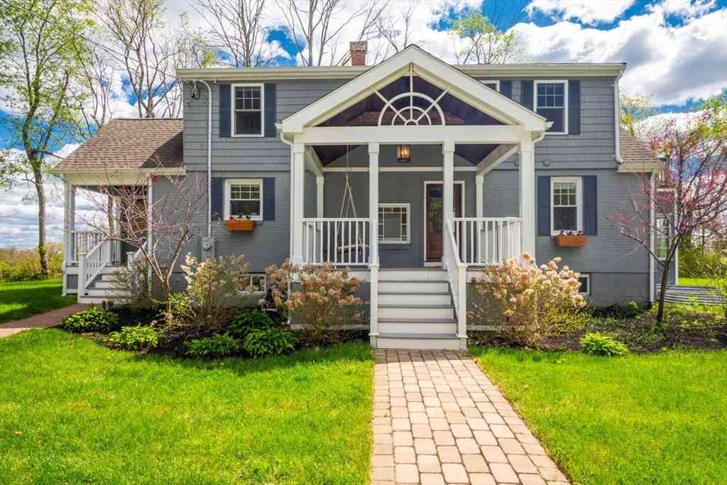 Homes For Sale - 3 Walters Dr<br/> Worcester County, Oxford, MA 01540