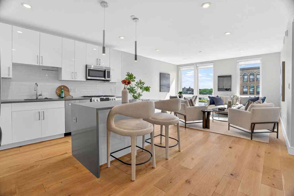 Condo For Sale - 420 W Broadway #409<br/> Boston, MA 02127