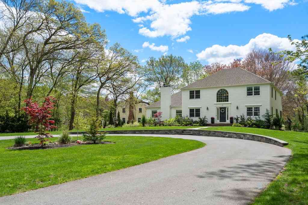 Homes For Sale - 5 Harvard Drive<br/> Sudbury, MA 01776