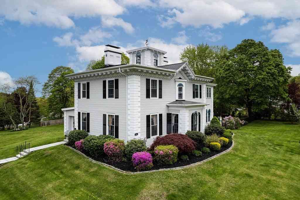 Homes For Sale - 65 Hayden Rowe Street<br/> Middlesex County, Hopkinton, MA 01748