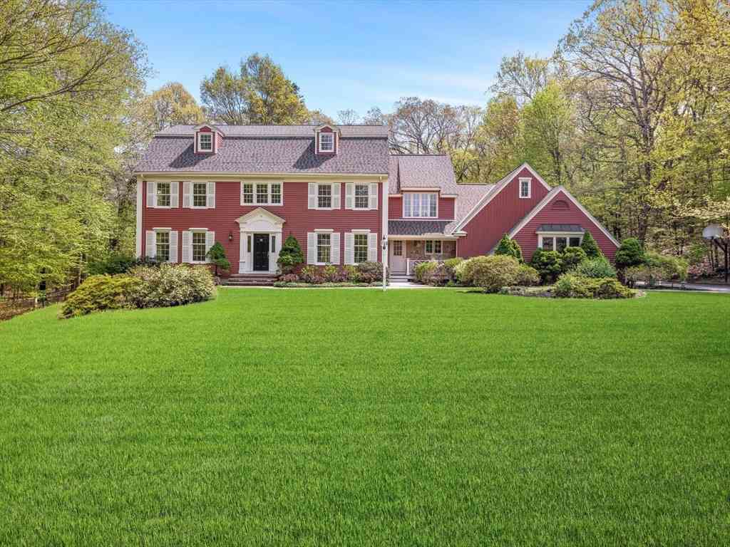 Homes For Sale - 9 Catie Dr<br/> Worcester County, Westborough, MA 01581