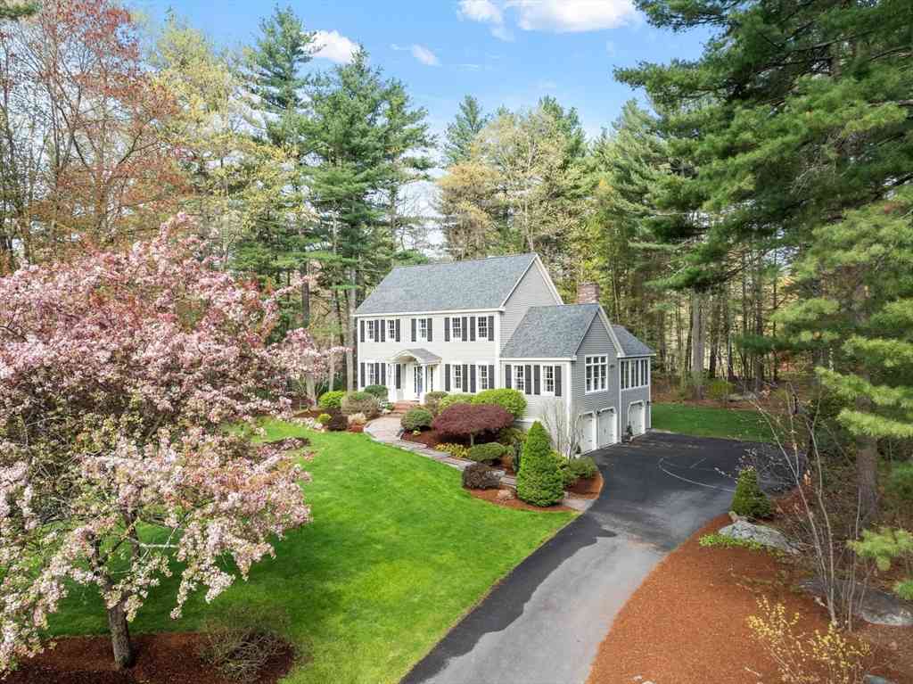 Homes For Sale - 25 Whitney Lane<br/> Middlesex County, Boxborough, MA 01719