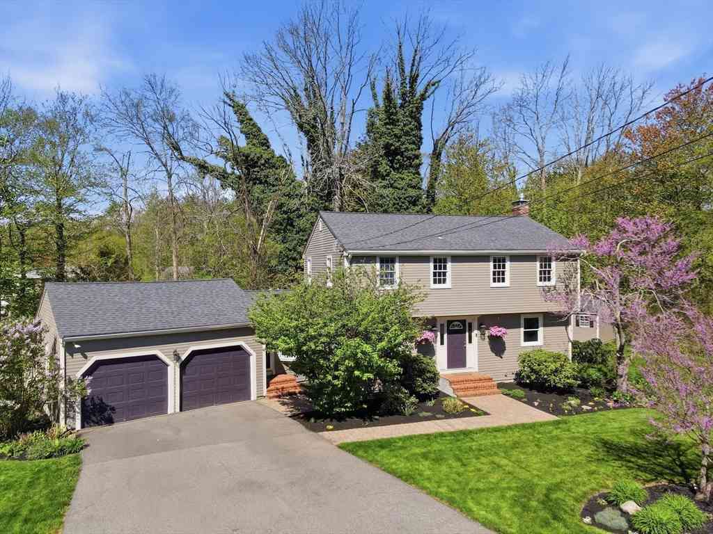Homes For Sale - 33 Whittier Dr<br/> Plymouth County, Scituate, MA 02066