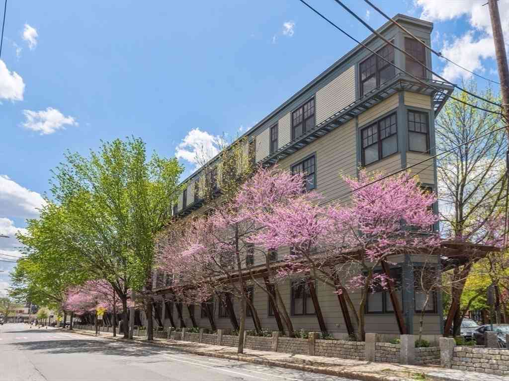 Condo For Sale - 432 Norfolk St #2F<br/> Somerville, MA 02143