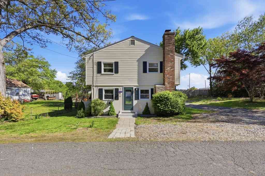 Homes For Sale - 12 Knollwood Rd<br/> Southwick, MA 01077