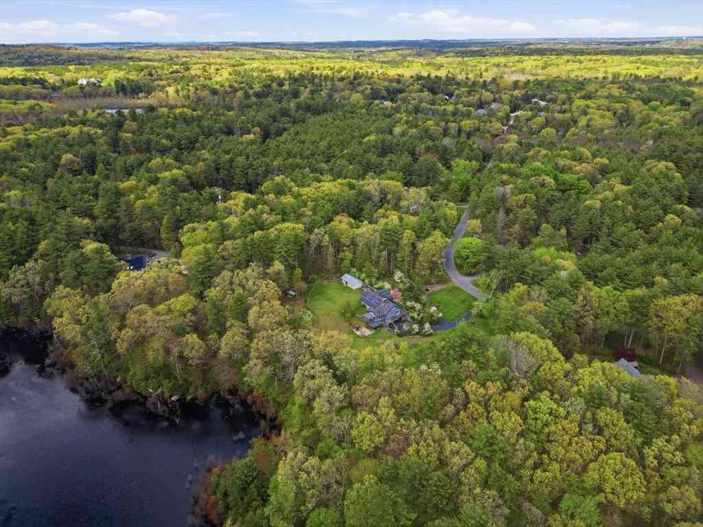 Homes For Sale - 31 Chapman Rd<br/> Essex County, Boxford, MA 01921