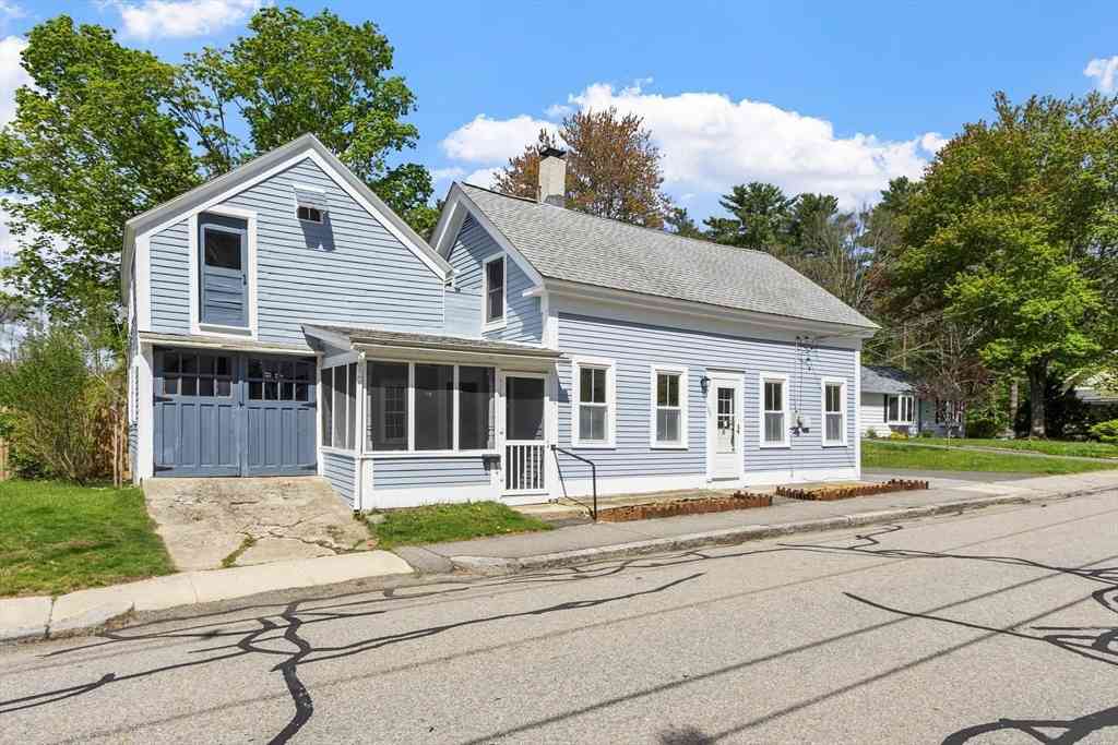 Homes For Sale - 125 Lake Ellis Rd<br/> Worcester County, Athol, MA 01331