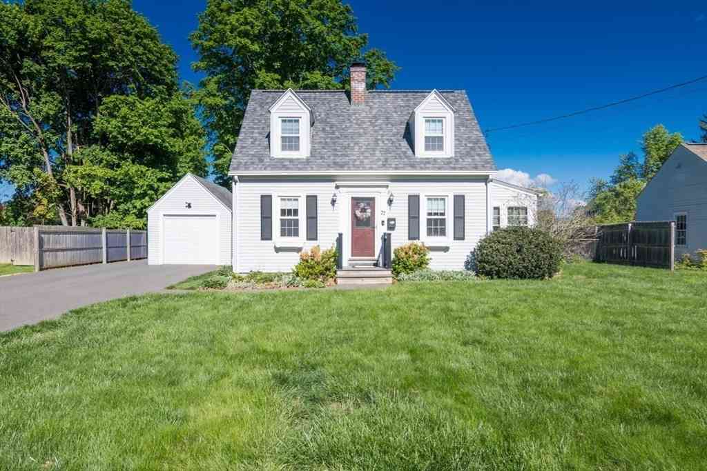 Homes For Sale - 77 Lindbergh Blvd<br/> Westfield, MA 01085