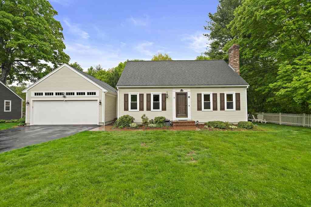 Homes For Sale - 9 Rice Ave.<br/> Worcester County, Northborough, MA 01532