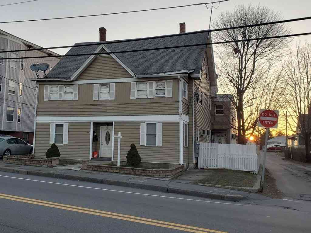 Homes For Sale - 166 Central St<br/> Leominster, MA 01453