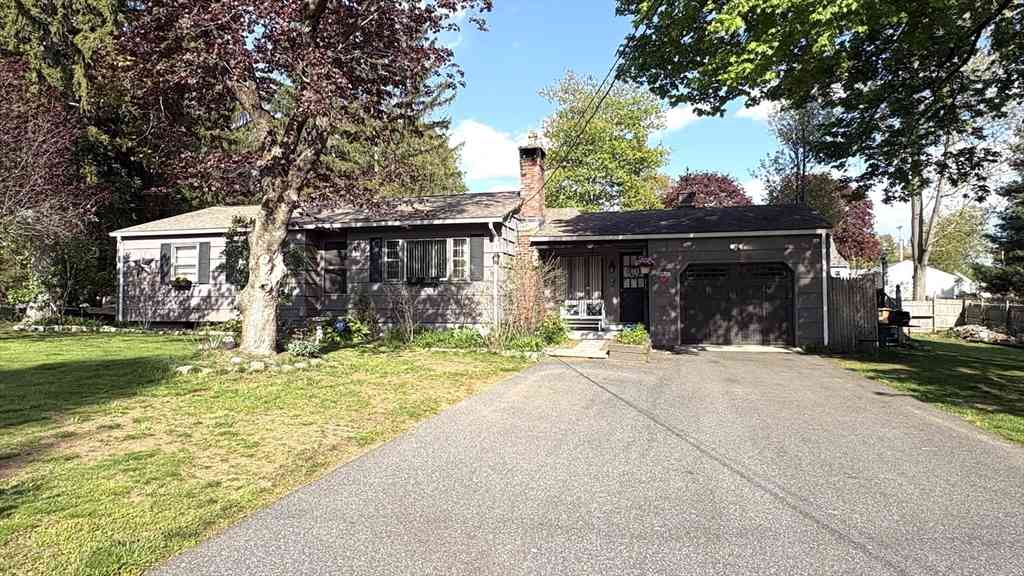 Homes For Sale - 15 Fairhaven<br/> Hampden County, East Longmeadow, MA 01028