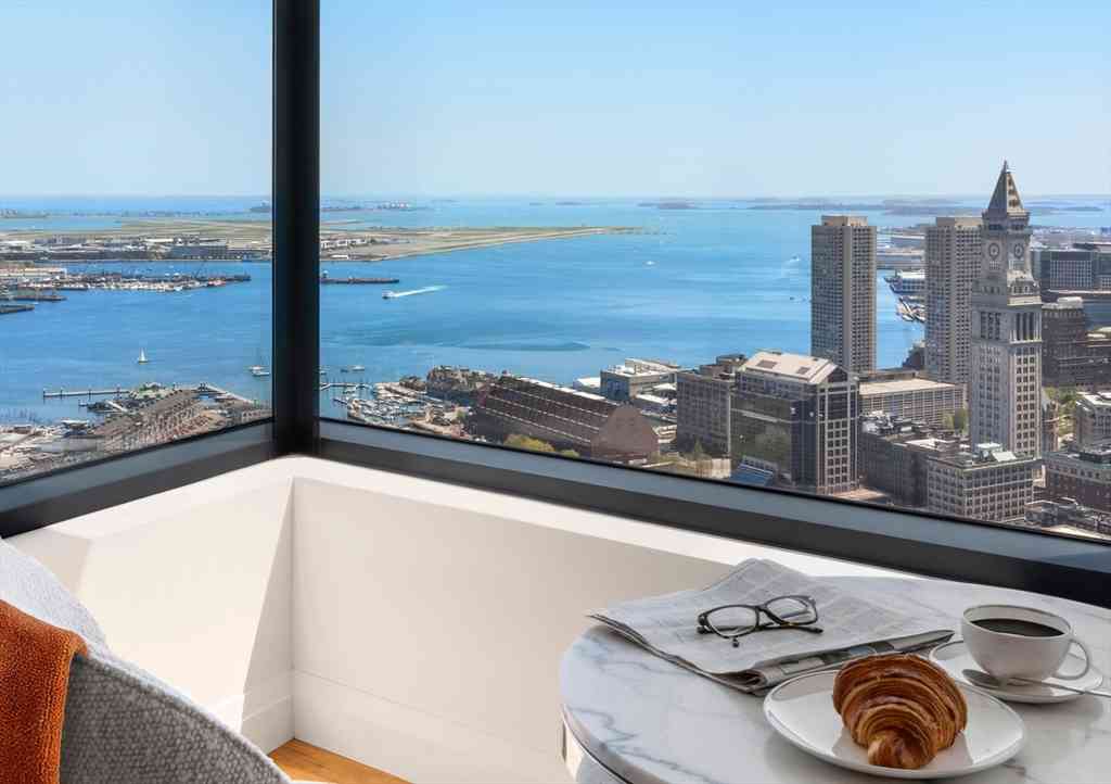 Condo For Sale - 110 Sudbury Street #4104<br/> Boston, MA 02114