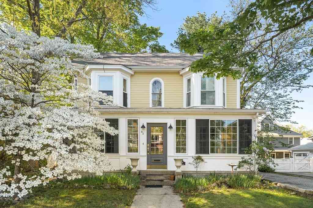 Homes For Sale - 53 Lake Street<br/> Winchester, MA 01890