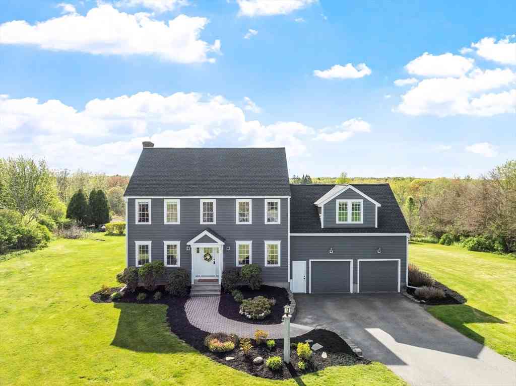 Homes For Sale - 49 Farm Land Lane<br/> Worcester County, Lancaster, MA 01523