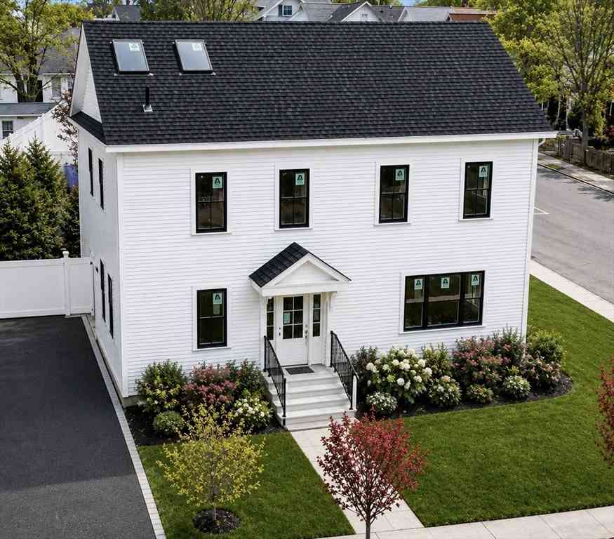 Condo For Sale - 128 Carey Ave #1<br/> Watertown, MA 02472