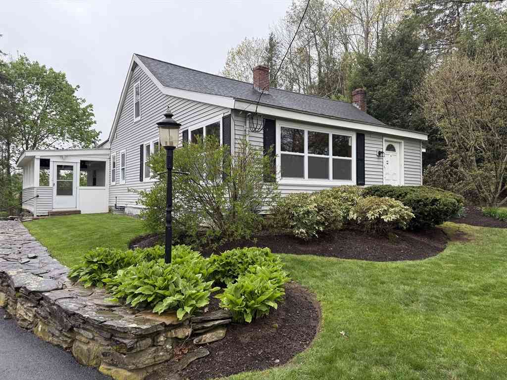Homes For Rent - 84 Emerald Rd #1<br/> Worcester County, Rutland, MA 01543