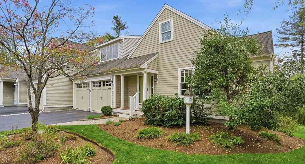Condo For Sale - 17 Hannah Brook Waye #9<br/> Marshfield, MA 02050