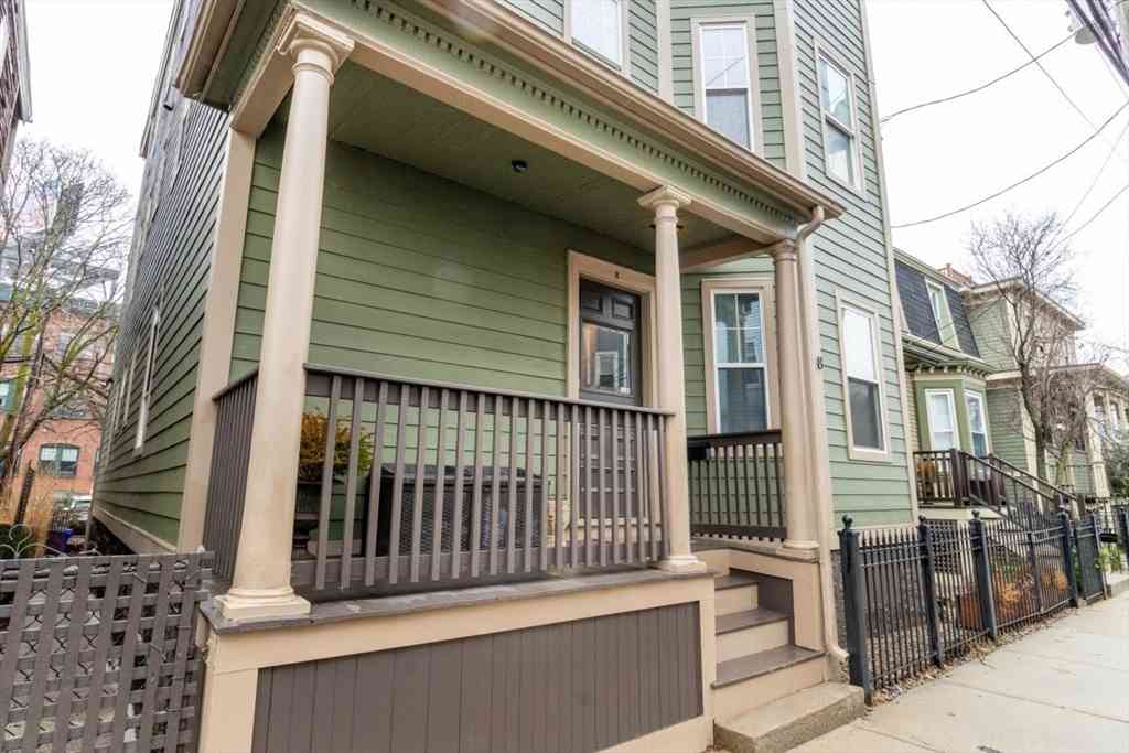 Condo For Sale - 8 Spring Garden St. #2<br/> Boston, MA 02125