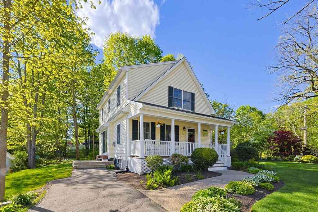 Homes For Sale - 278 South St.<br/> Wrentham, MA 02093