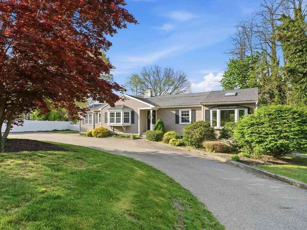 Homes For Sale - 264 Webster St<br/> Marshfield, MA 02050