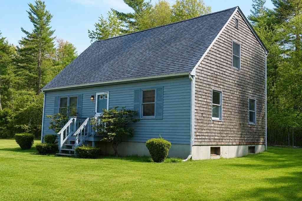 Homes For Sale - 83 Sherborne Street<br/> Taunton, MA 02718