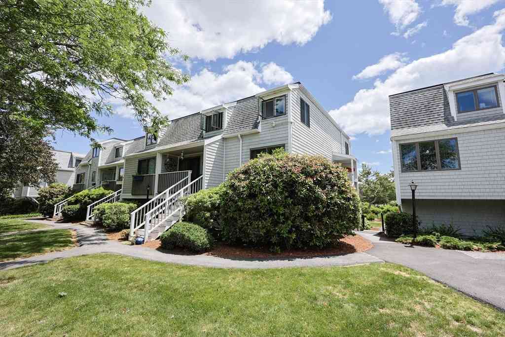 Condo For Rent - 19 Atlantic #16<br/> Gloucester, MA 01930