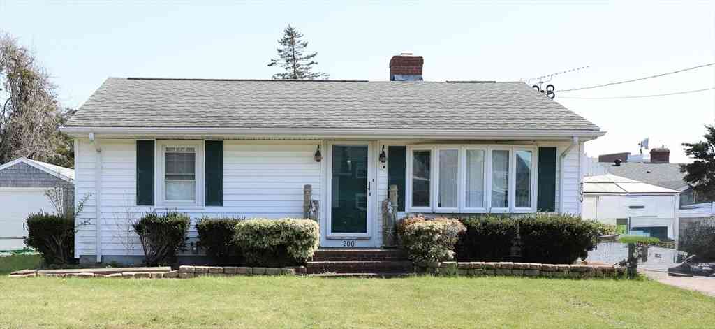 Homes For Sale - 200 Seymour Street<br/> New Bedford, MA 02744