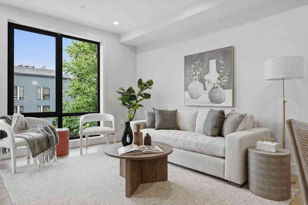 Condo For Sale - 118 B Street #305<br/> Boston, MA 02127