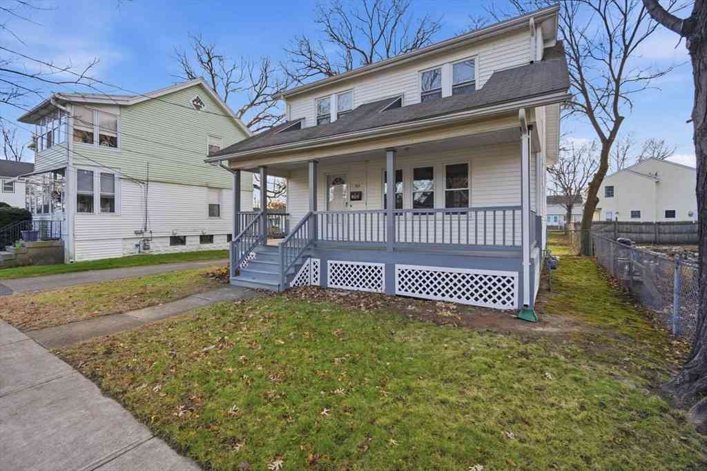Homes For Sale - 152 Monrovia St<br/> Hampden County, Springfield, MA 01103