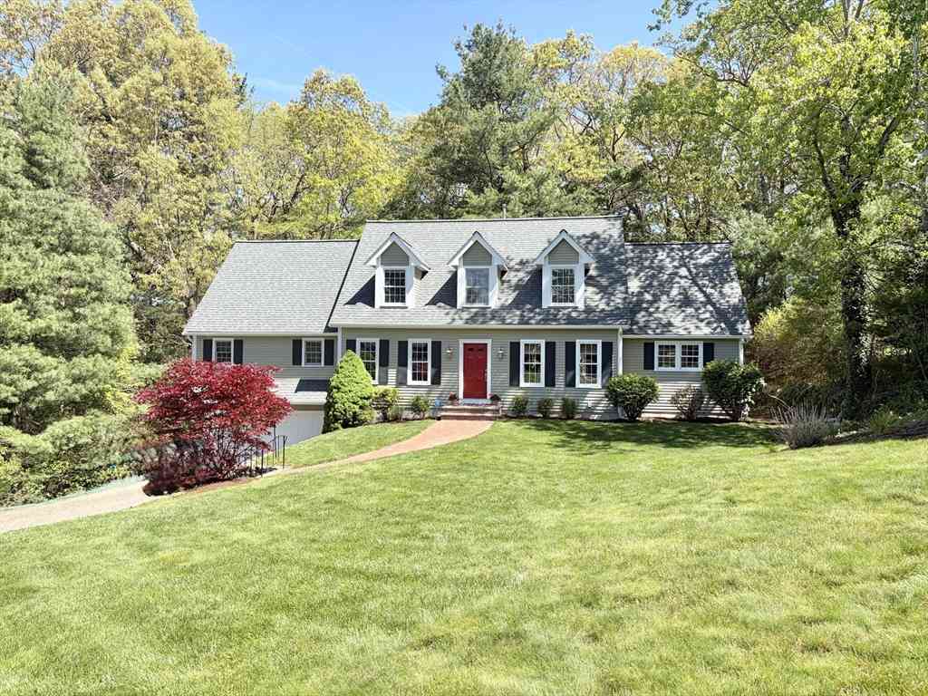 Homes For Sale - 11 Green Way<br/> Middlesex County, Wayland, MA 01778