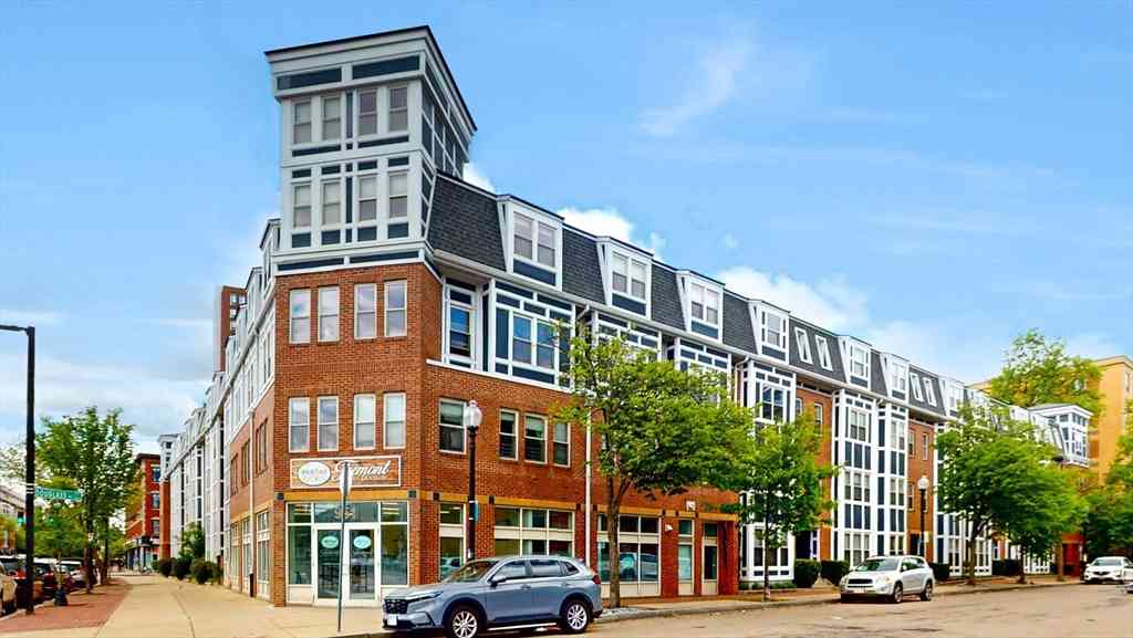 Condo For Sale - 2 Douglass Park #5<br/> Boston, MA 02118