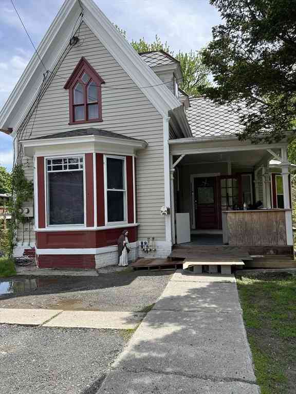 Multifamily For Rent - 351 Bridge St<br/> Northampton, MA 01060