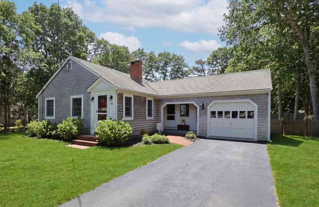Homes For Sale - 55 Scholl Ave<br/> Yarmouth, MA 02673