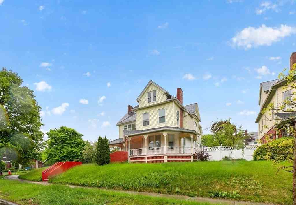 Multifamily For Rent - 253 Oak St<br/> Holyoke, MA 01040