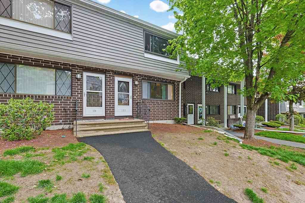 Condo For Sale - 123 Farrwood Dr #123<br/> Haverhill, MA 01835