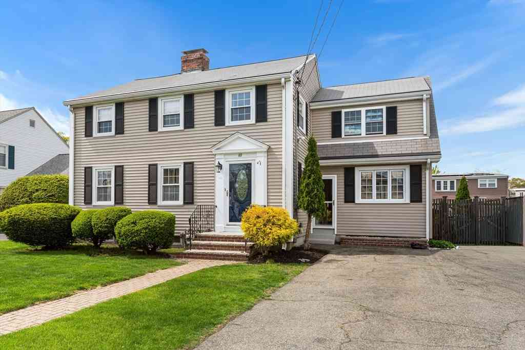 Homes For Sale - 69 Princeton Rd<br/> Arlington, MA 02474