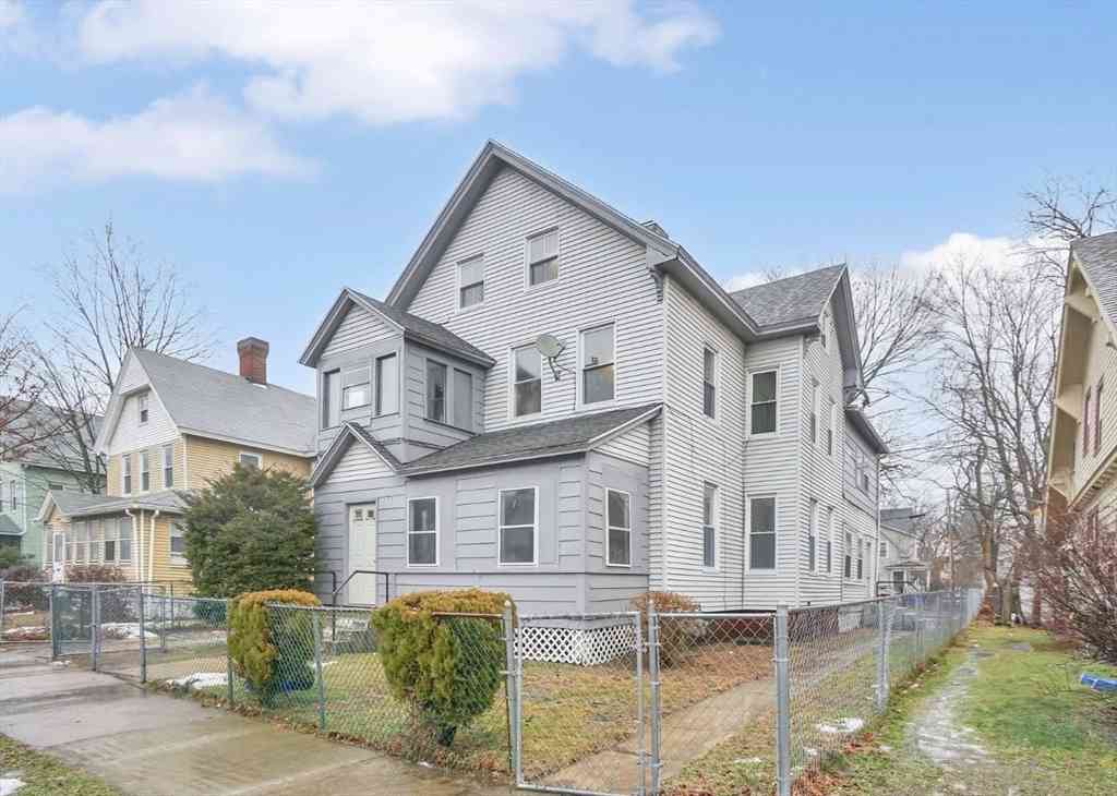 Homes For Rent - 16 Amherst St #1<br/> Springfield, MA 01109