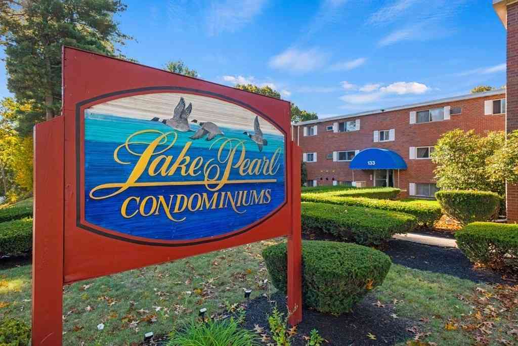 Condo For Rent - 131 Creek St #5<br/> Wrentham, MA 02093