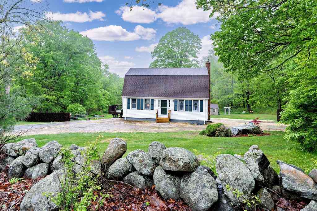 Homes For Sale - 26 Moulton Hill Rd<br/> Tolland County, Stafford, CT 06076